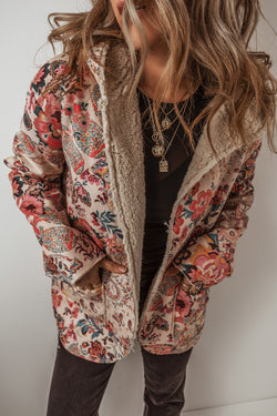 Chaqueta con capucha beige forrada en Sherpa Vintage Floral Print Paisley