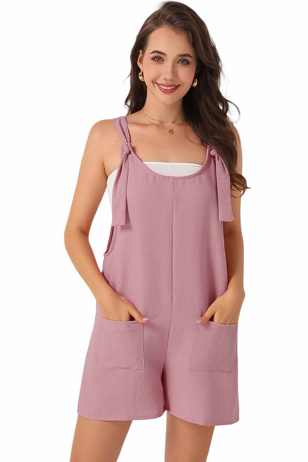 Combi-short texturée rose à bretelles réglables et poches-A WOMAN WE LOVE