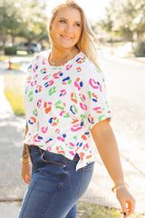 White textured t-shirt with large leopard print *