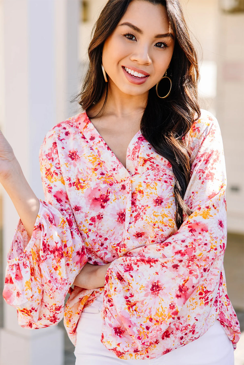 Blouse de cou de couche à manches à bulles florales roses