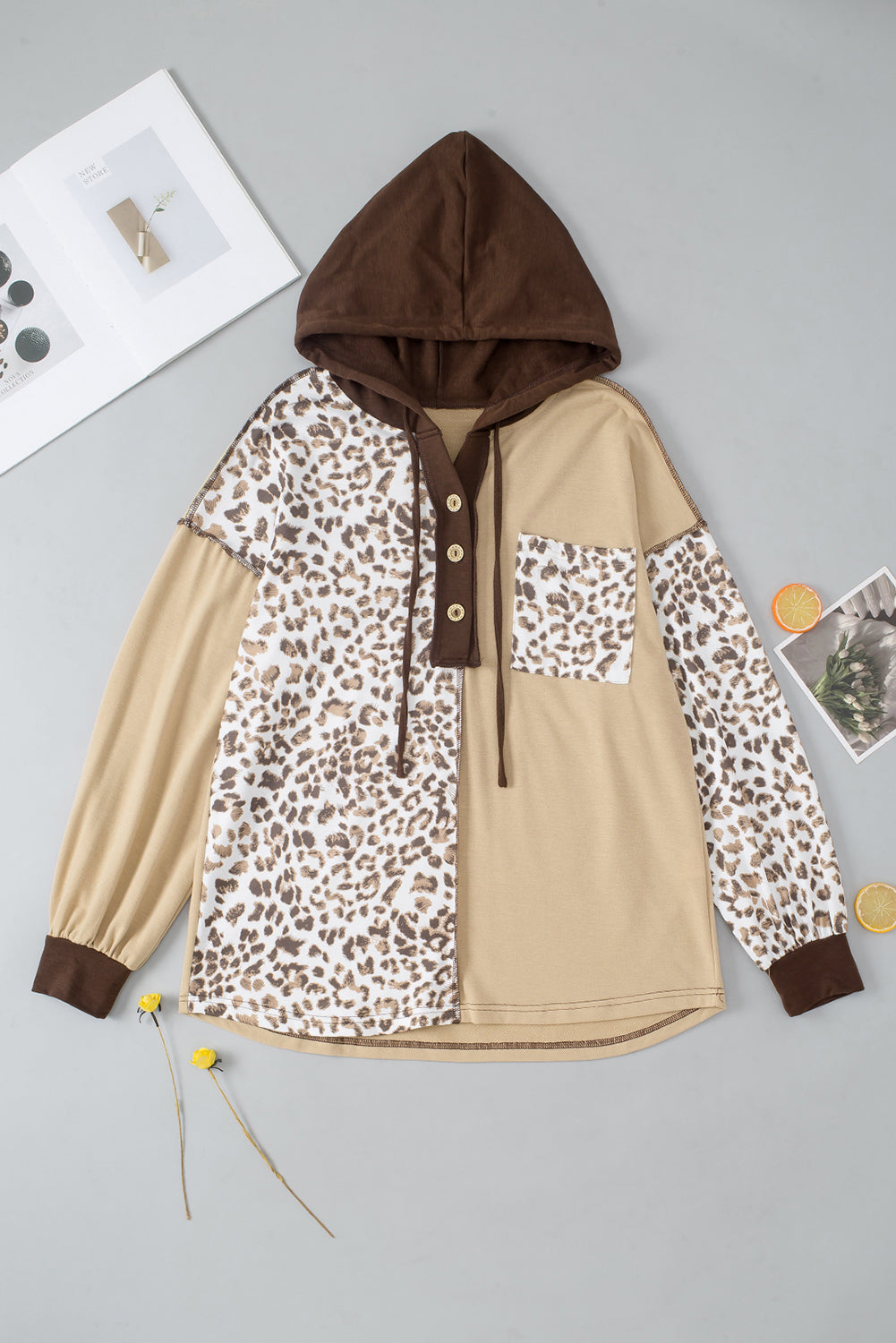 Brown leopardo estampado Colorblock Pocket de bolsillo Henley sudadera