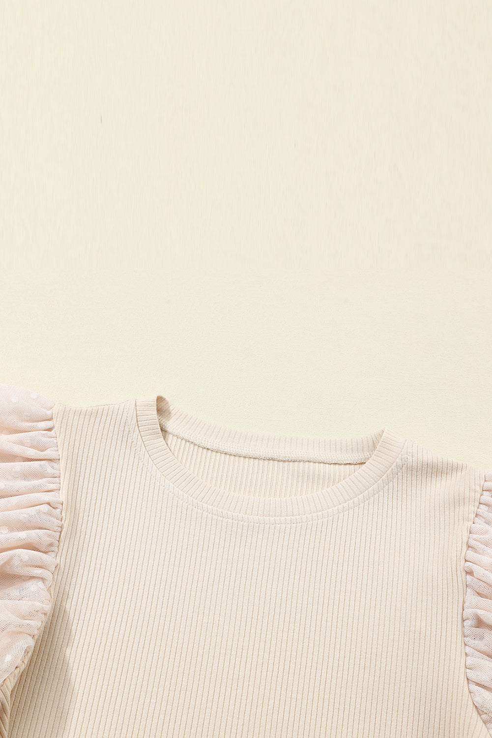 Haut en tricot côtelé à manches volantées en maille abricot Dotty