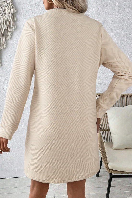 Straight textured dress with long -colored sleeve apricot