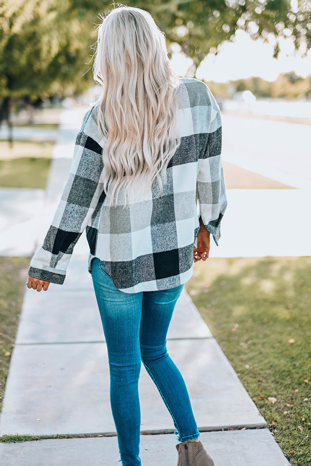 Veste à manches longues boutonnée à carreaux gris avec poche