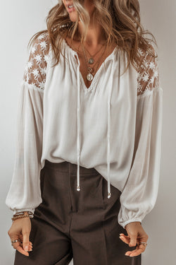 White blouse in floral lace *