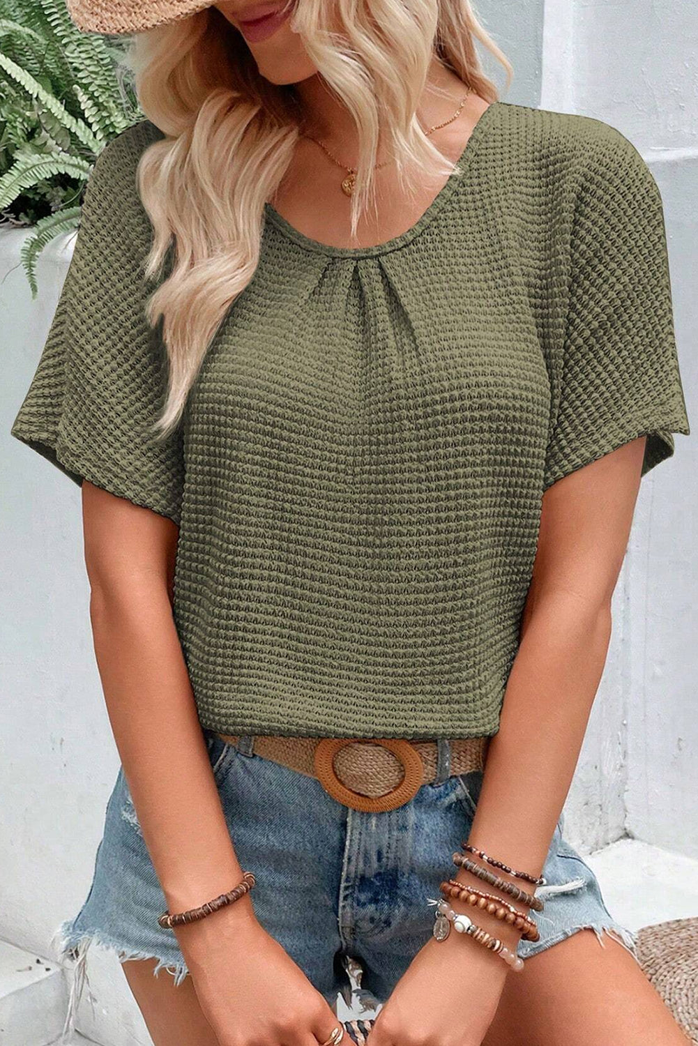 Camiseta texturizada de Moss Green Guipure Lace Patch Textured