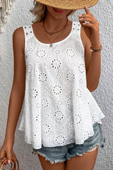 Débardeur blanc à broderies d'œillets-A WOMAN WE LOVE