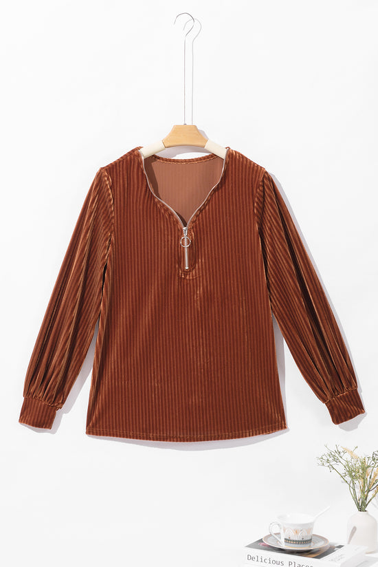 Ribbed velvet high in V-neck and brown halfzip