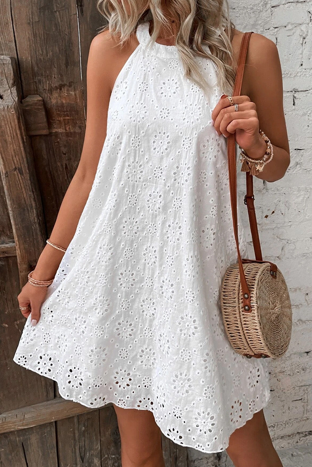 Robe blanche sans manches *