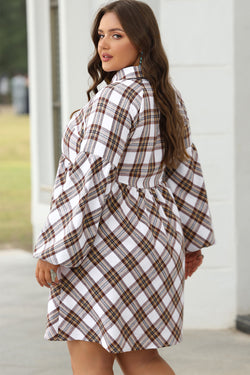 White fluid shirt with puffy tiles and sleeves