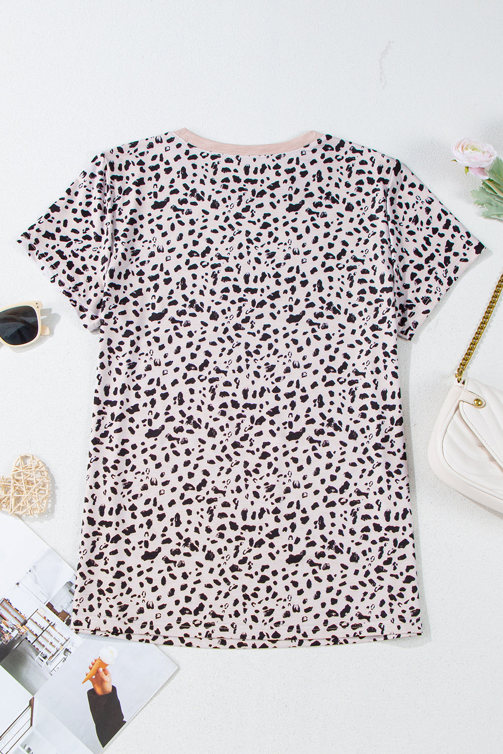 Short sleeve t-shirt and Apricot Guépard print.