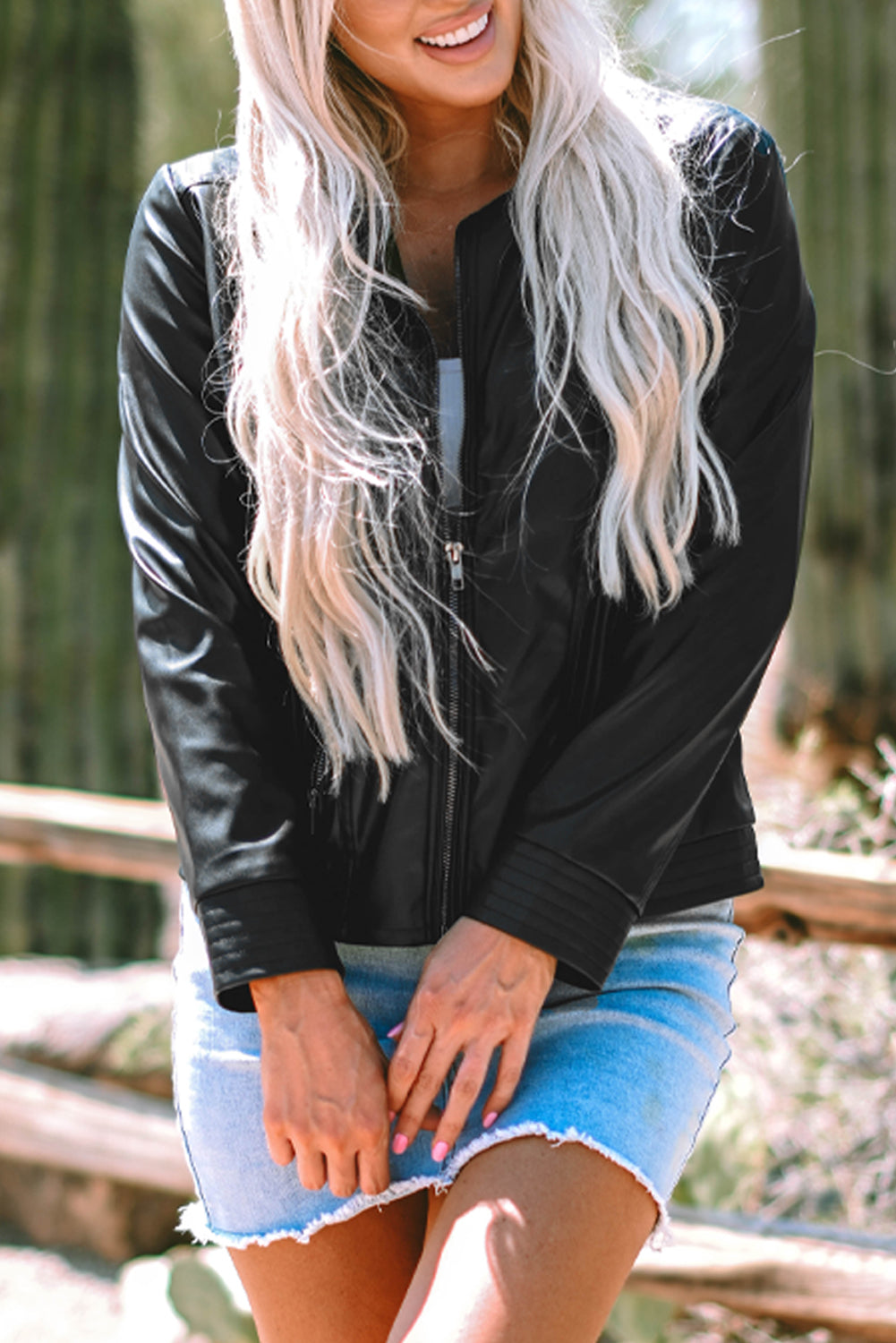 Blouson aviateur noir uni en similicuir avec fermeture éclair, coupe slim-A WOMAN WE LOVE