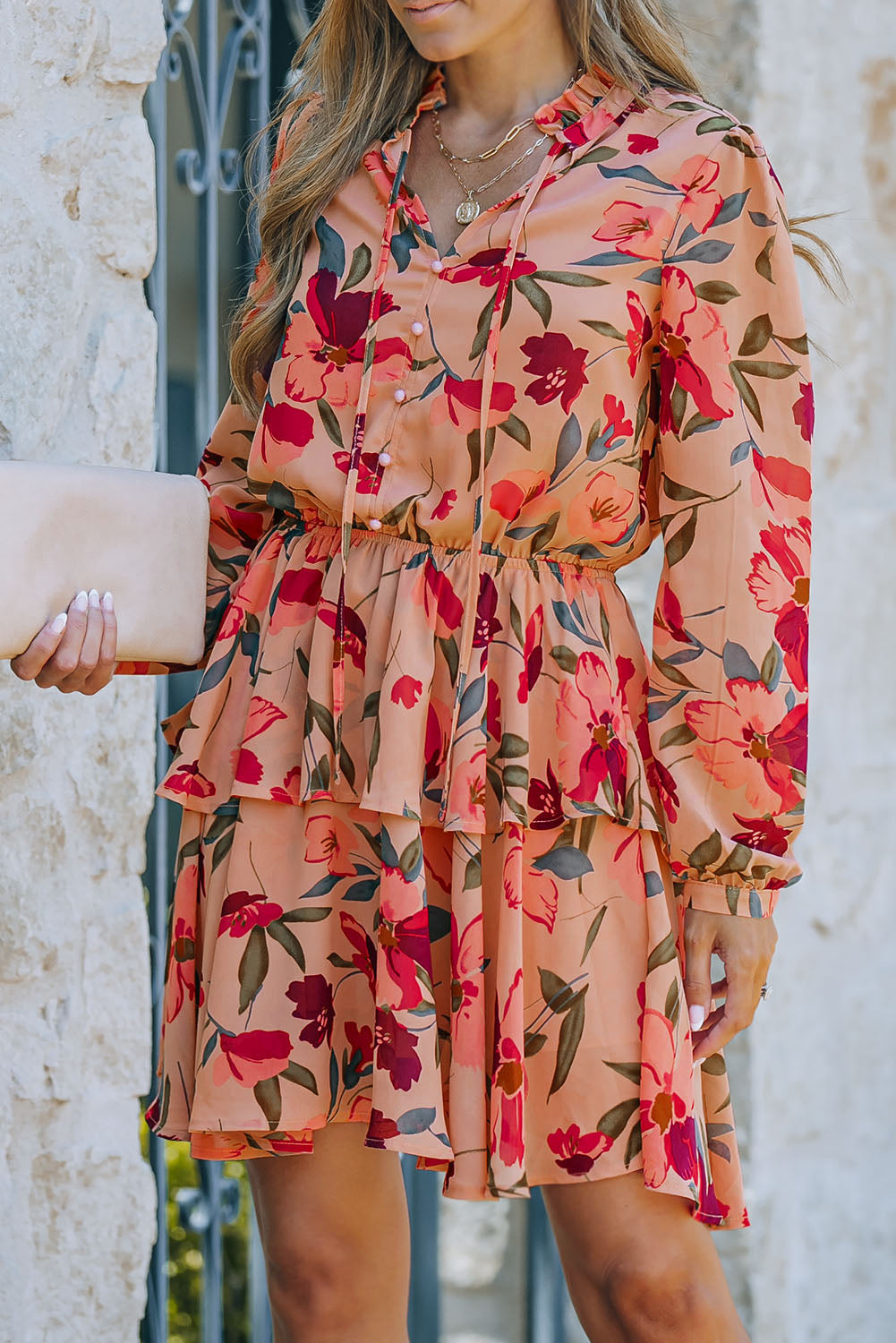 Feuriger rotes Rüschenkragen Langarm Blumenkleid mit Rüschen