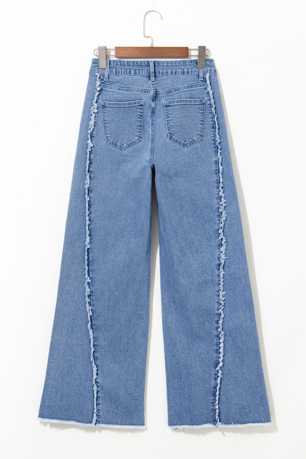 Jean évasé à ourlet brut avec coutures vintage Beau Blue