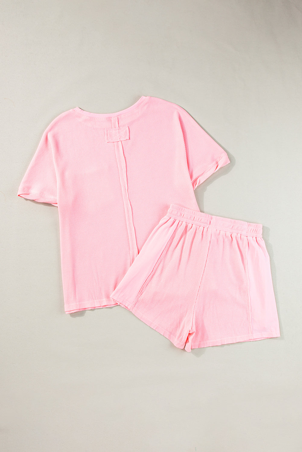 Ensemble t-shirt et short oversize en tricot gaufré rose clair