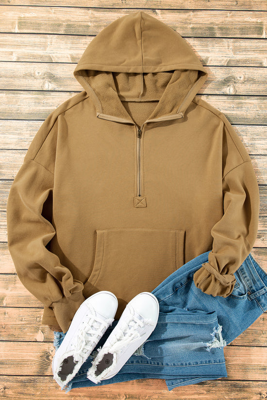 Brown loose hoodie with kangaroo pockets and half-zip lined with fleece