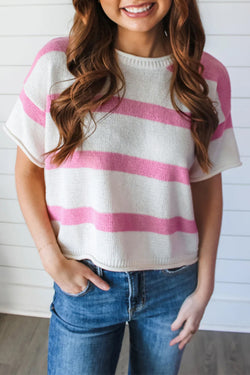 Light knitting with short sleeves and pink stripes