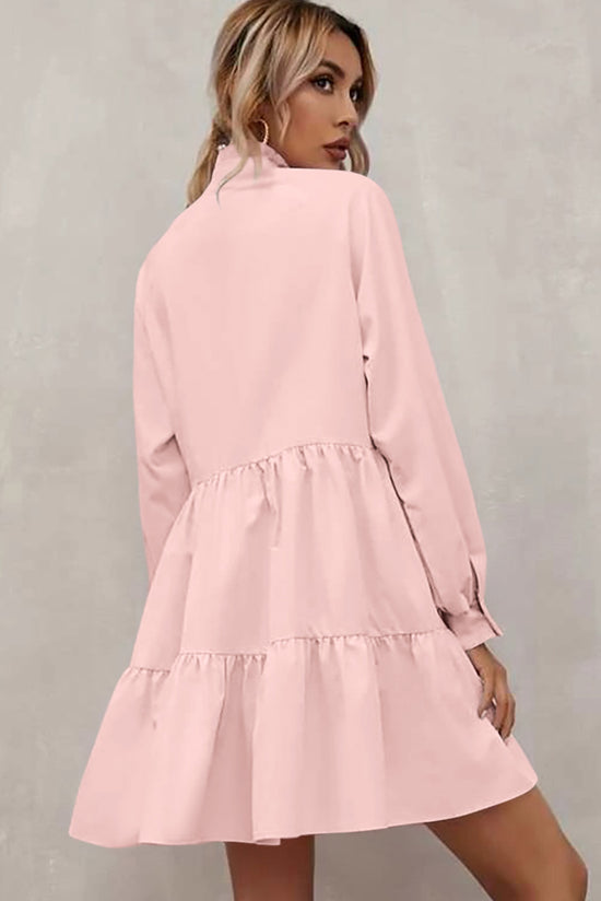 Ruffled pink dress and long -sleeved collar long collar