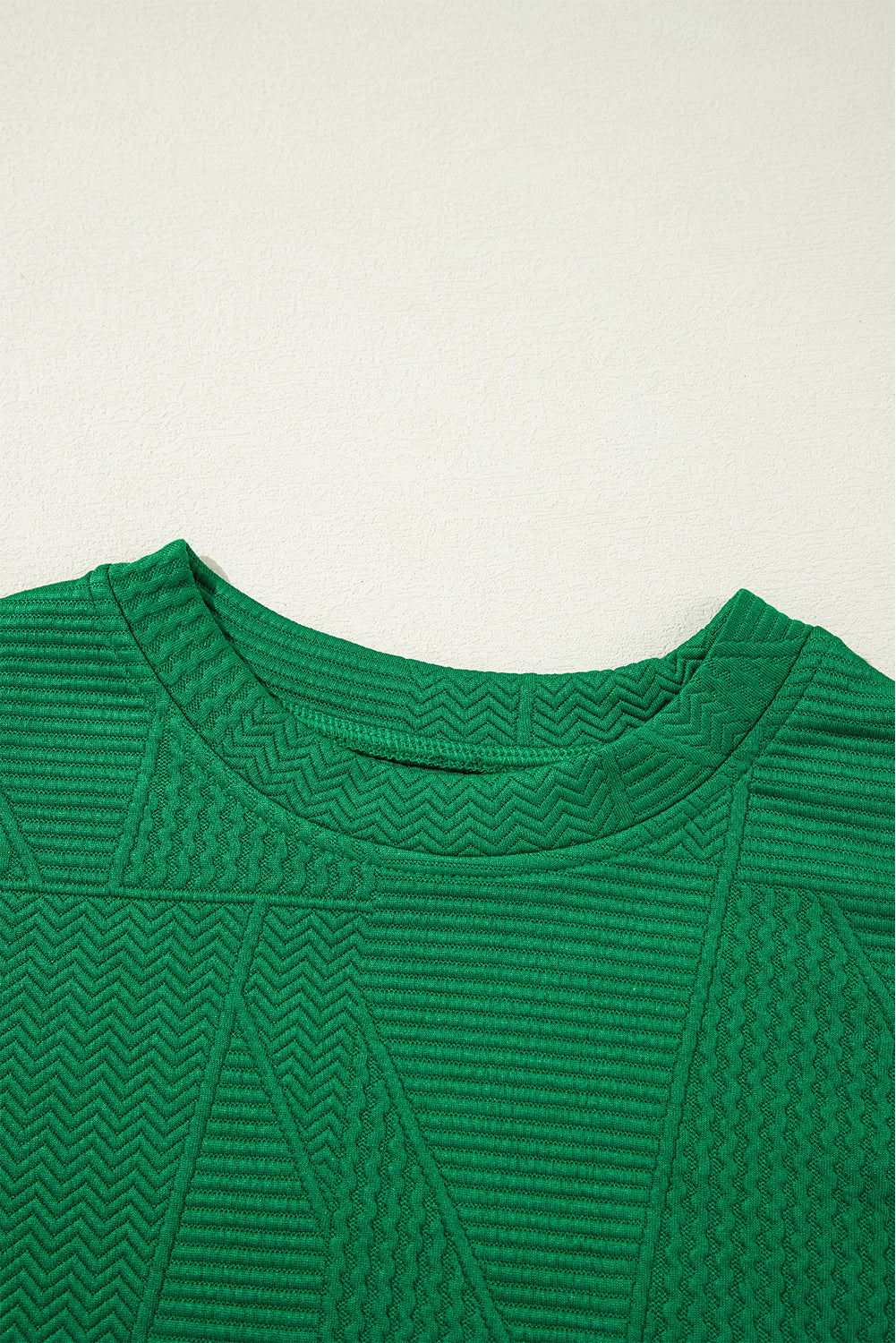 Ensemble haut d'été à manches volantées vert foncé et pantalon court ample-A WOMAN WE LOVE
