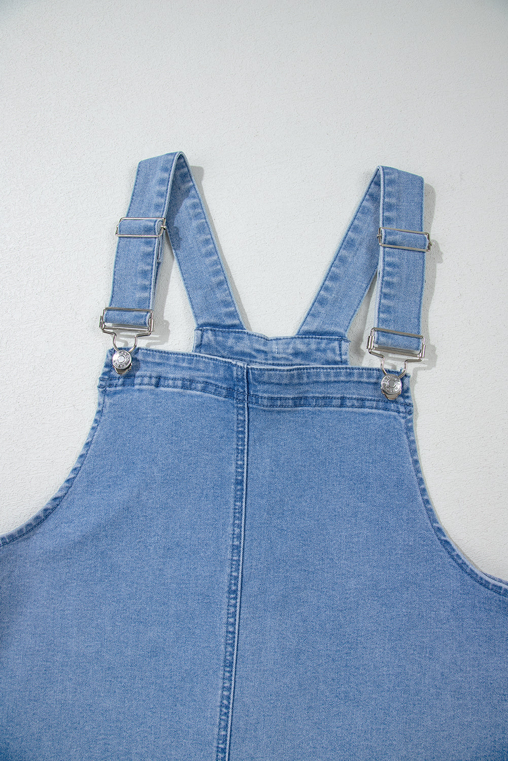 Robe salopette en jean bleu crépuscule avec poches et bretelles réglables