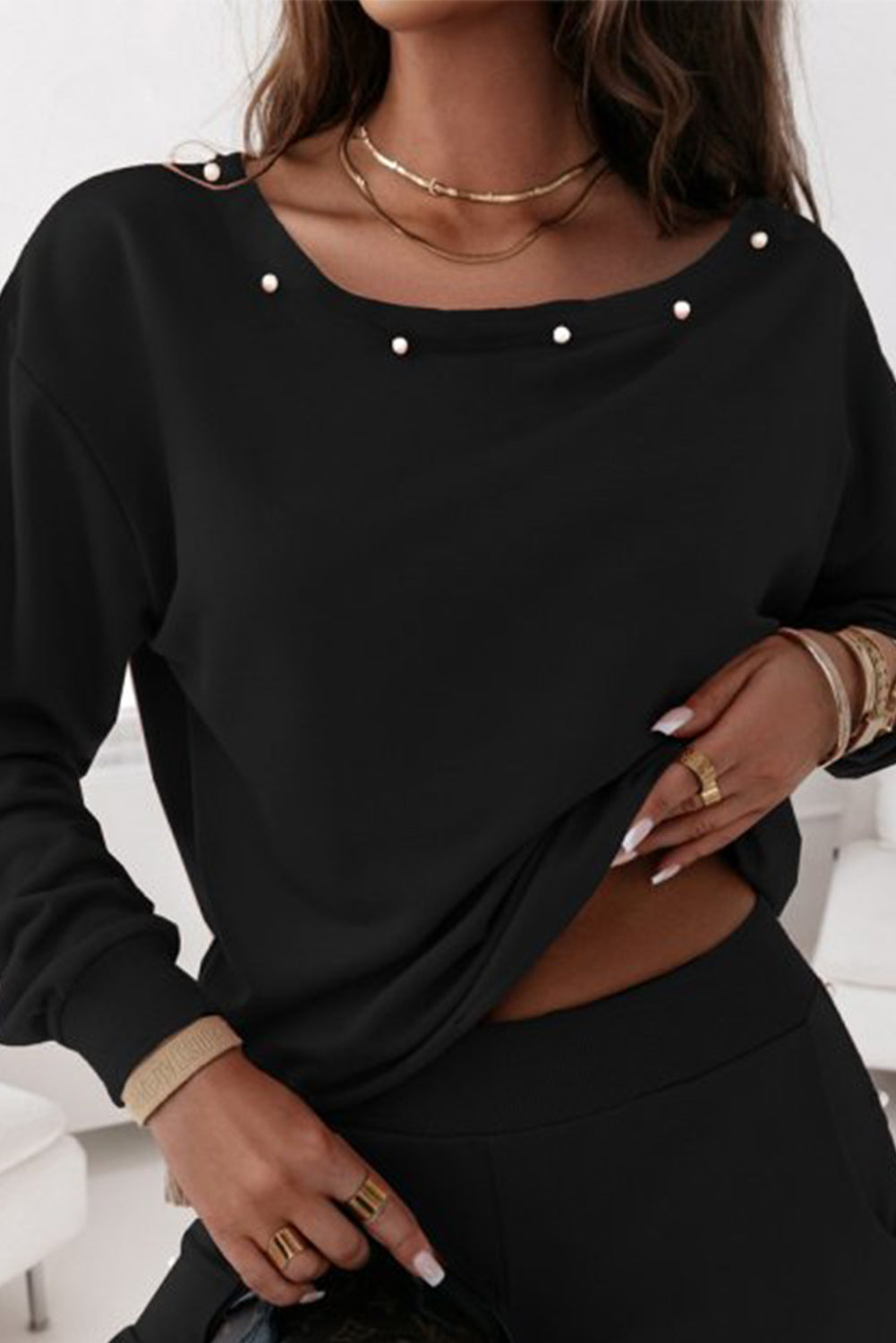 Ensemble pull et pantalon de jogging noir à décor de perles-A WOMAN WE LOVE