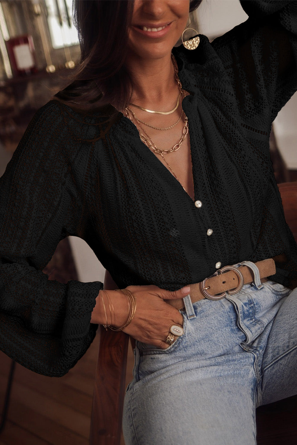 Shirt in pizzo a manicotto a V nero