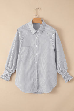 Striped drob shirt with reverse and smocked with pocket