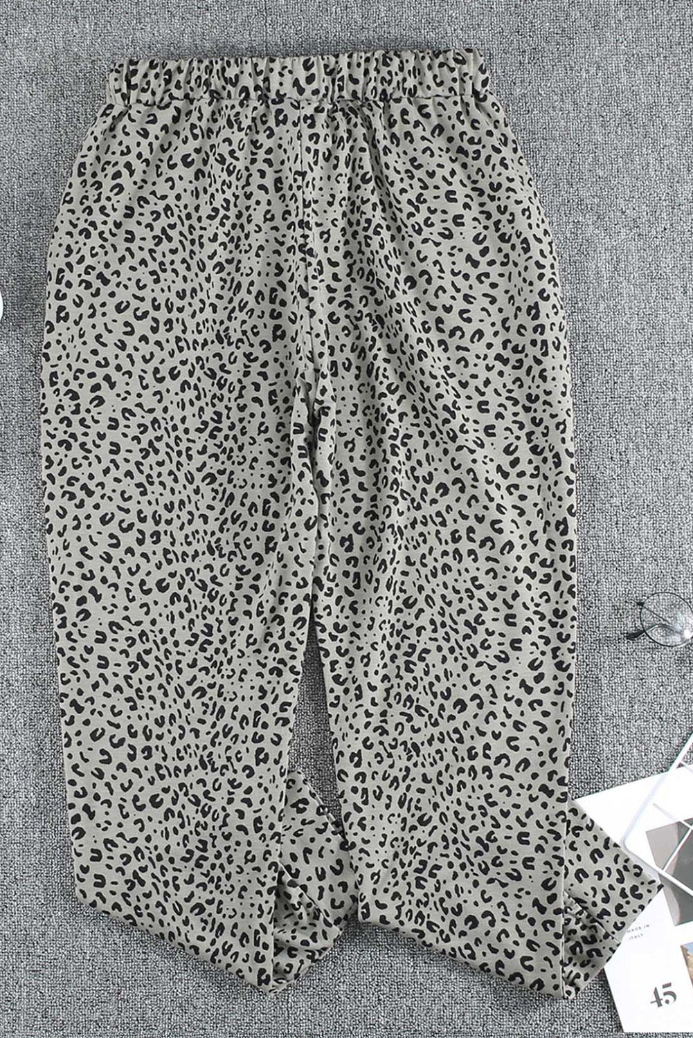 Joggers de leopardo caqui Breezy