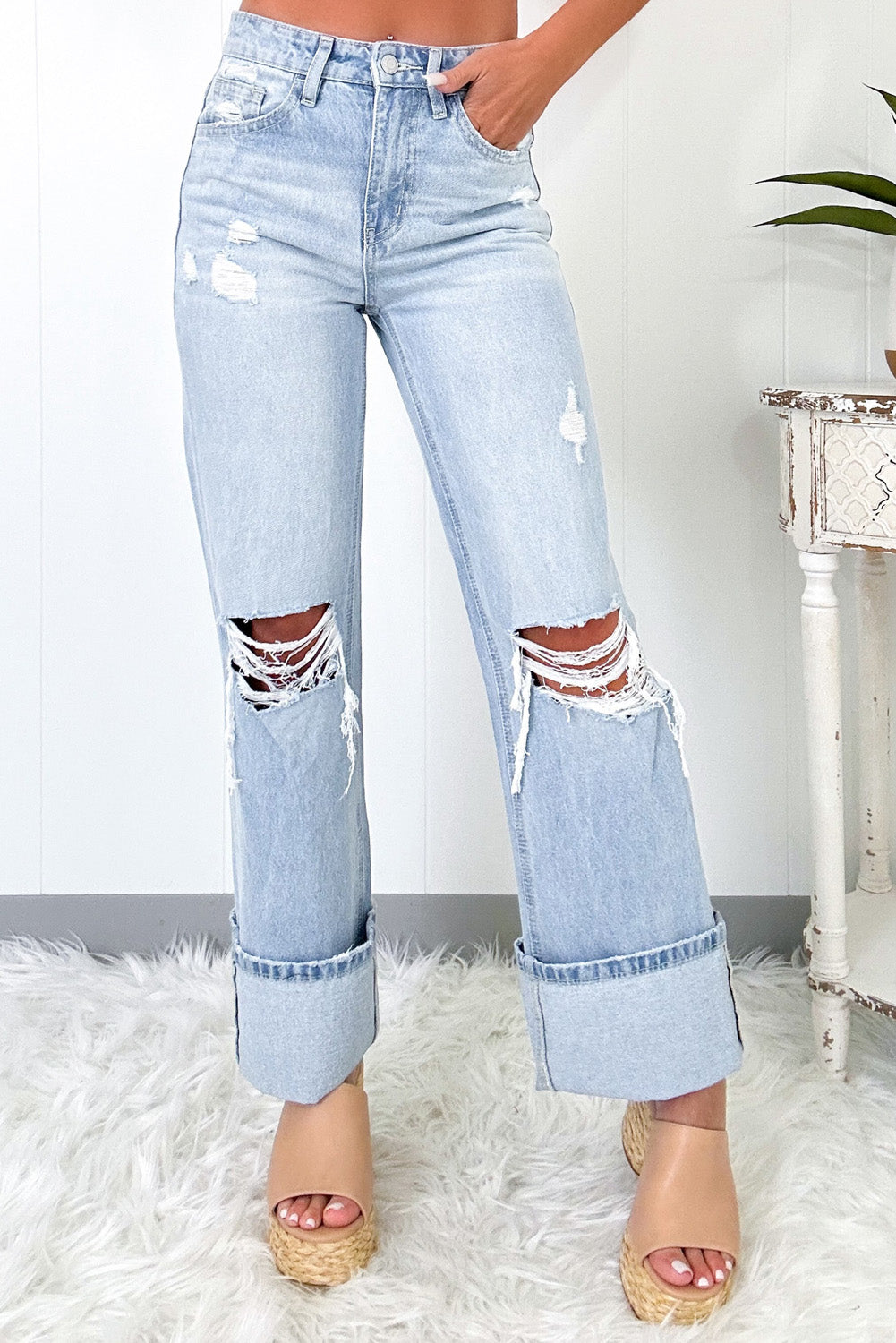 Beau Blue Light Wash Distribed Flare Jeans