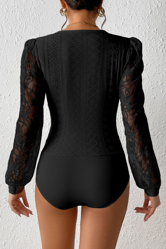 Body black Frenchy in contrasting lace *