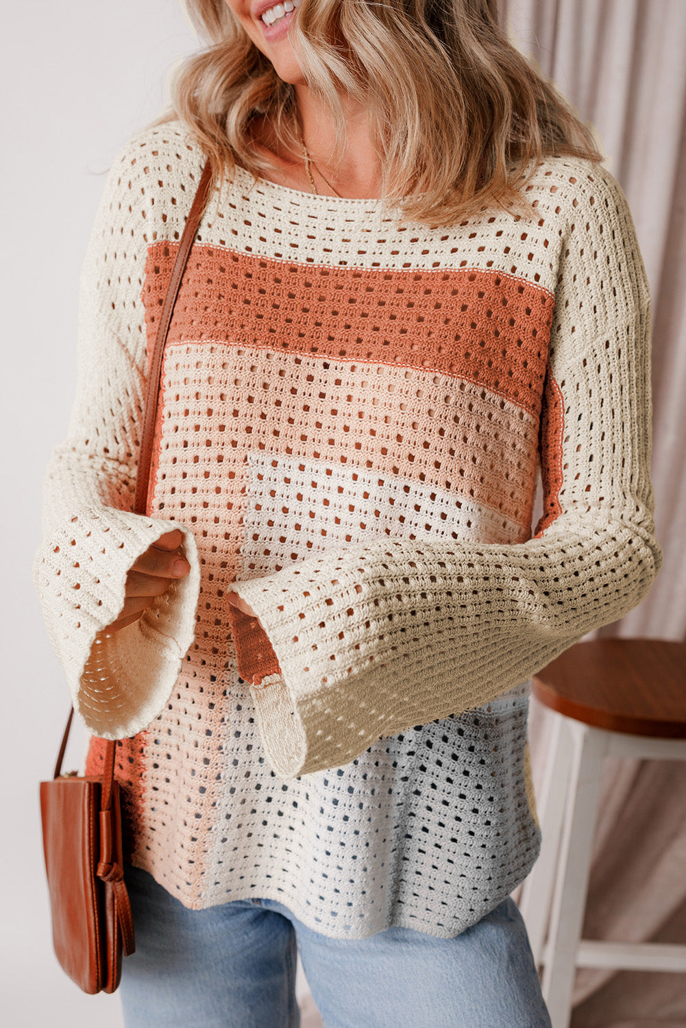 Pull ample en tricot pointelle abricot color block