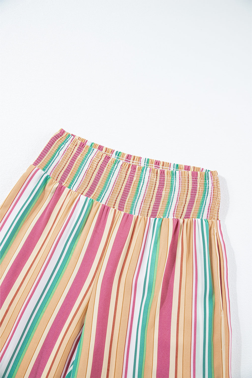 Pantalones anchos de cintura alta con fruncido a rayas multicolores