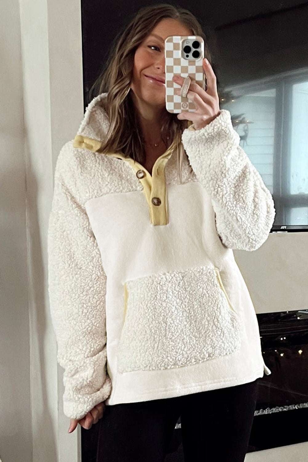 Sudadera de cuello bittle y bolsillo de vellón beige con borde de bloque de color