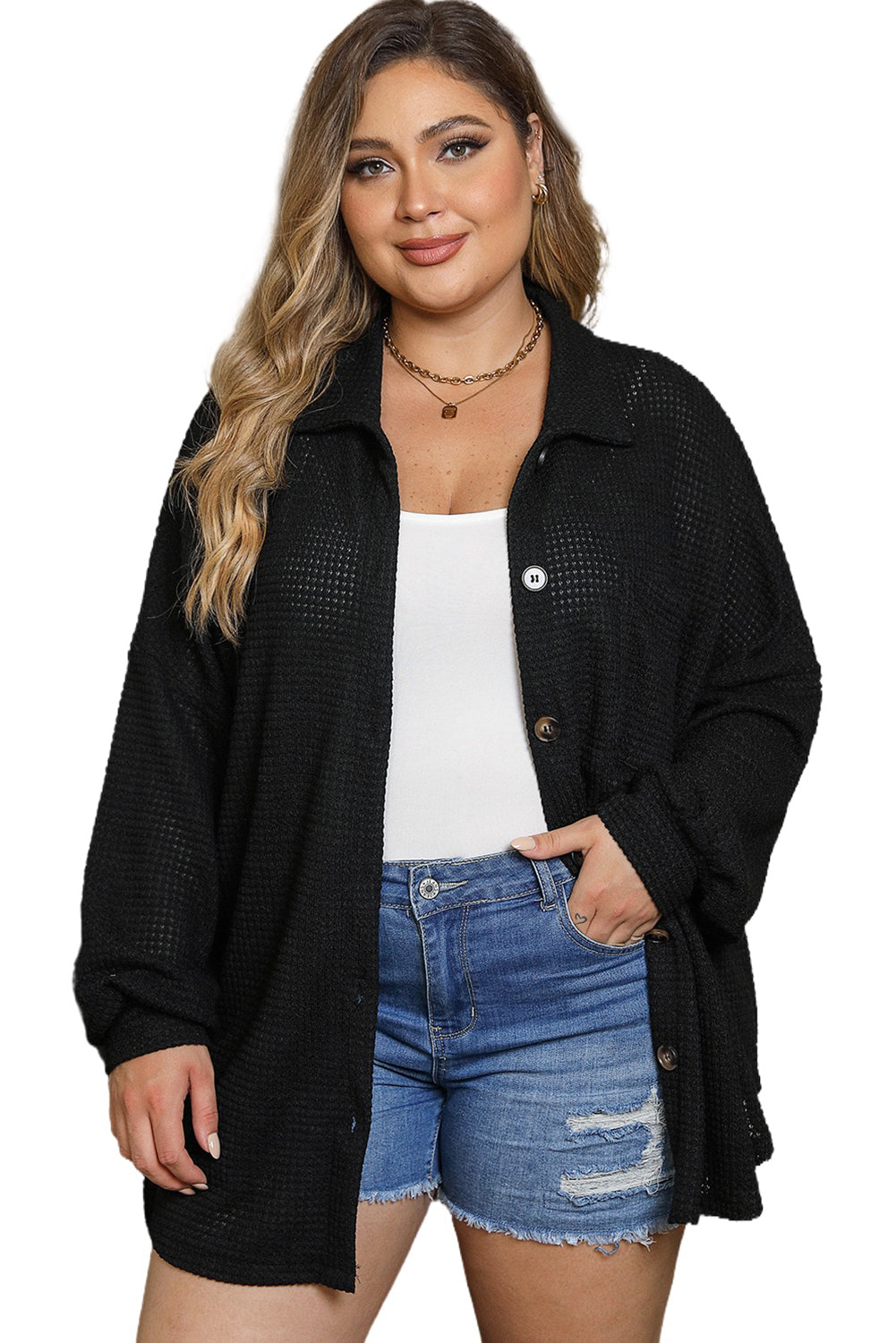 Chemise noire en tricot gaufré avec poche poitrine de grande taille