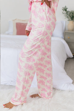 Ensemble pyjama rose à manches longues et pantalon à fleurs