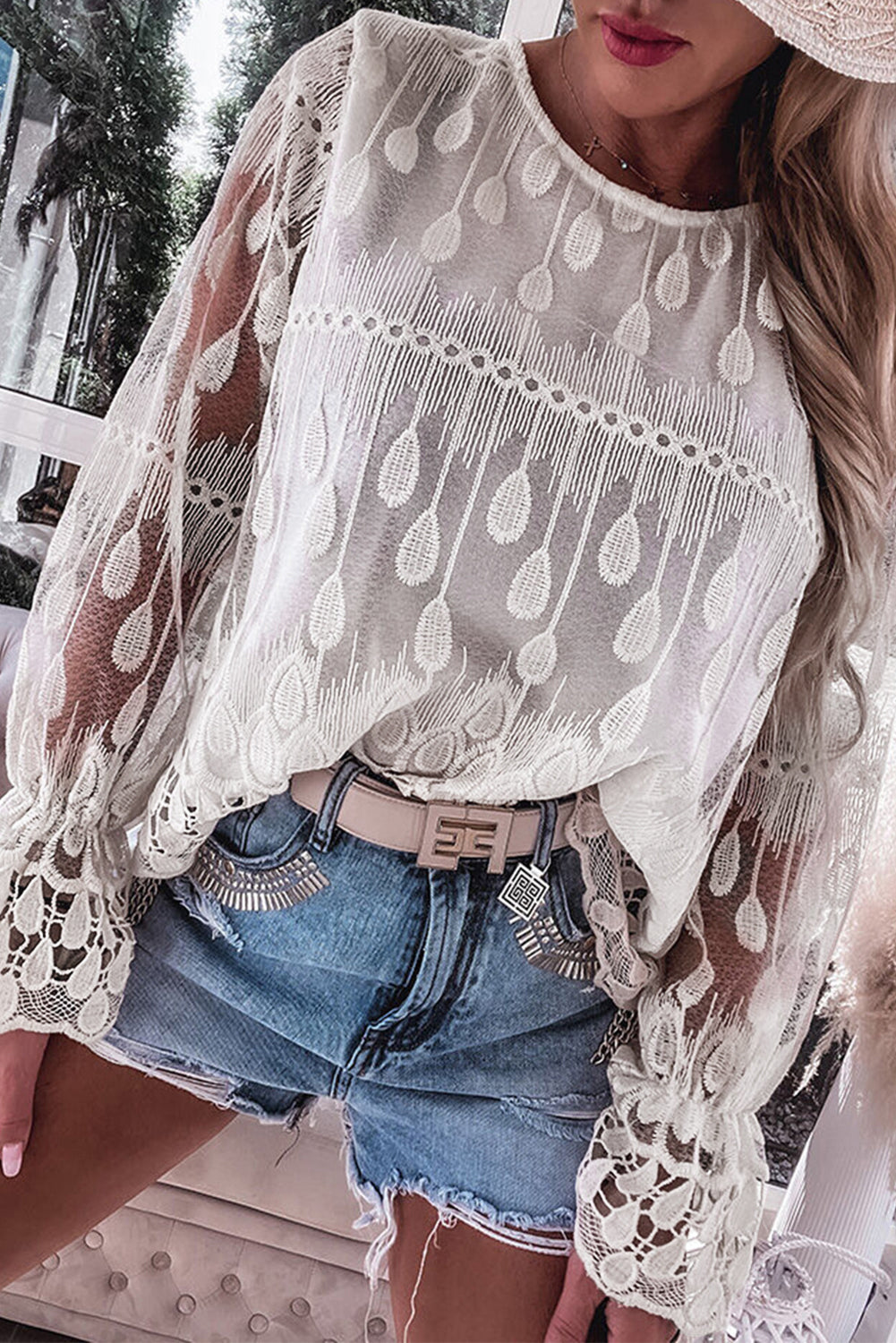 Blouse beige à manches-A WOMAN WE LOVE