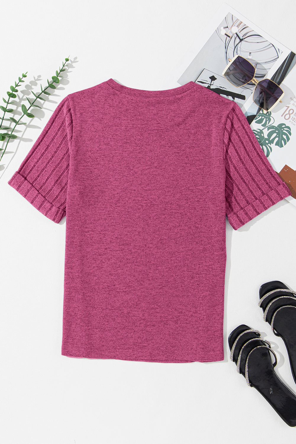 Round neck t-shirt *