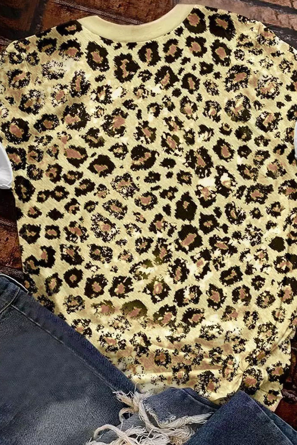 Leopard bleichte O-Neck-T-Shirt