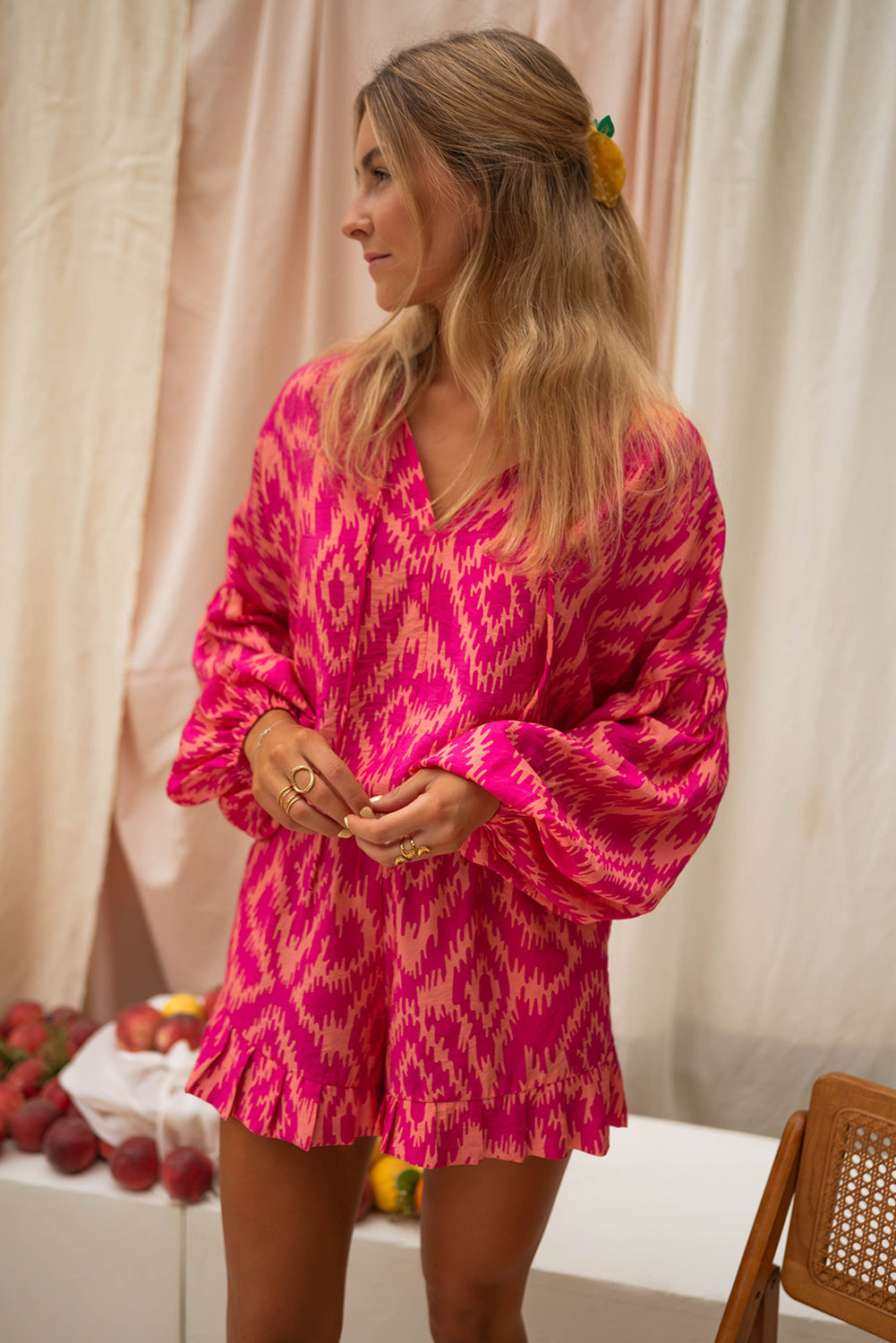 Ensemble haut à imprimé géométrique aztèque Rose Western et short à volants-A WOMAN WE LOVE