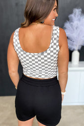 Short black tank top checkered and collar in u *