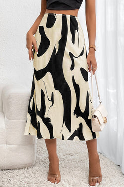 Black pleated mi-long skirt with geometric print color block