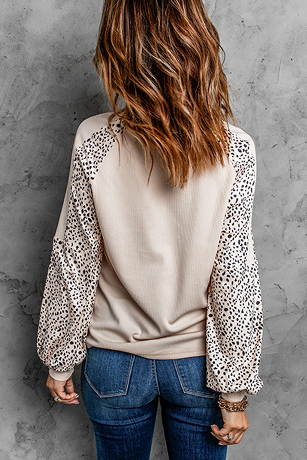 Top tipo jersey con estampado de leopardo