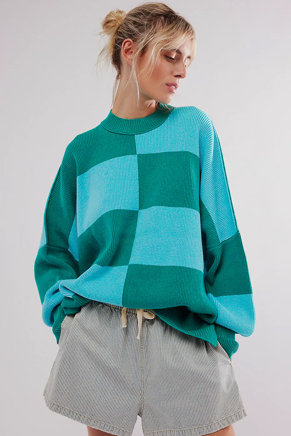 Green checked green sweater *