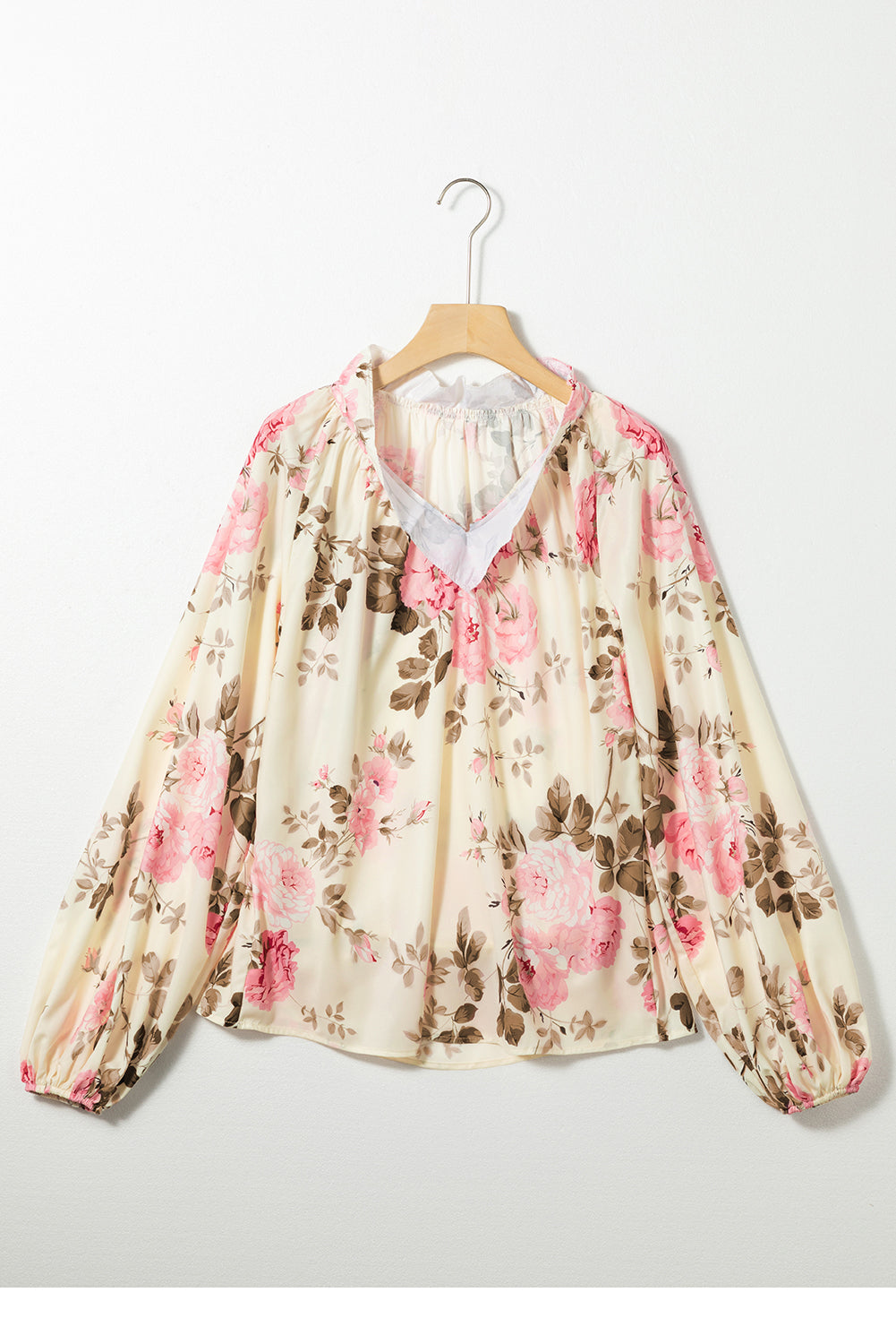 Blusa con cuello en v de manga en vhaladora de estampado floral beige