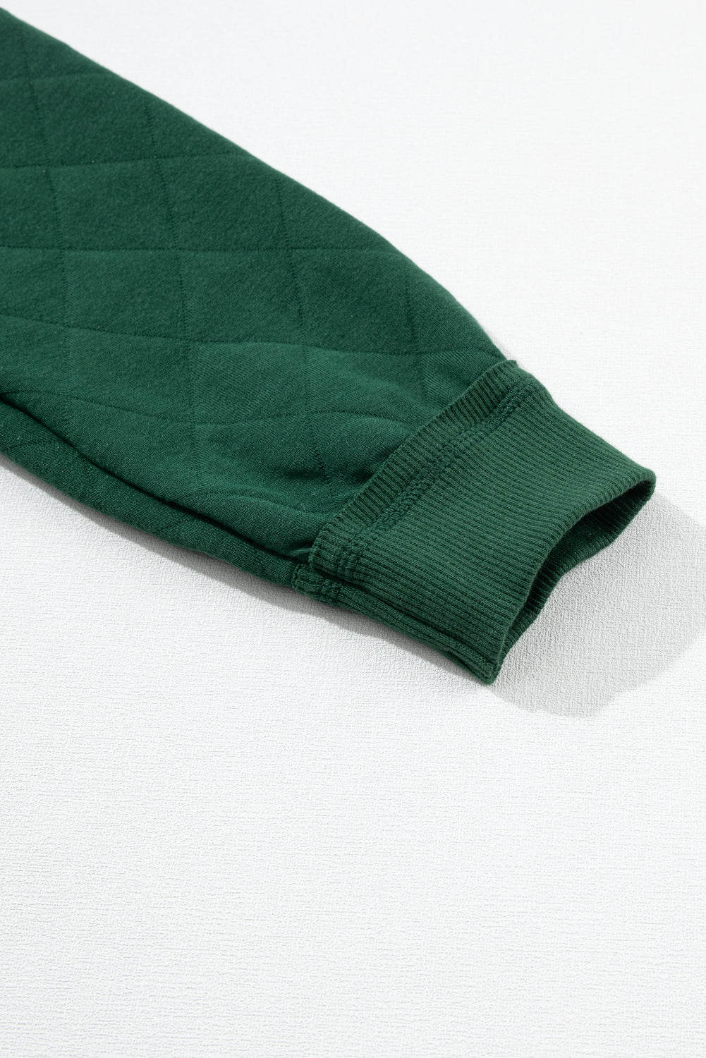 Sudadera de costura de costura expuesta de mosaico acolchado verde azulado