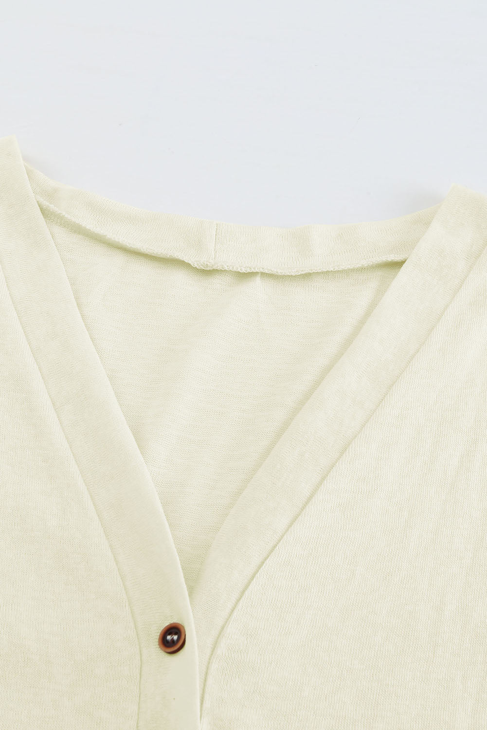 Cardigan beige à boutons ouverts de couleur unie-A WOMAN WE LOVE