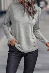 Gray knitting top with round neck *