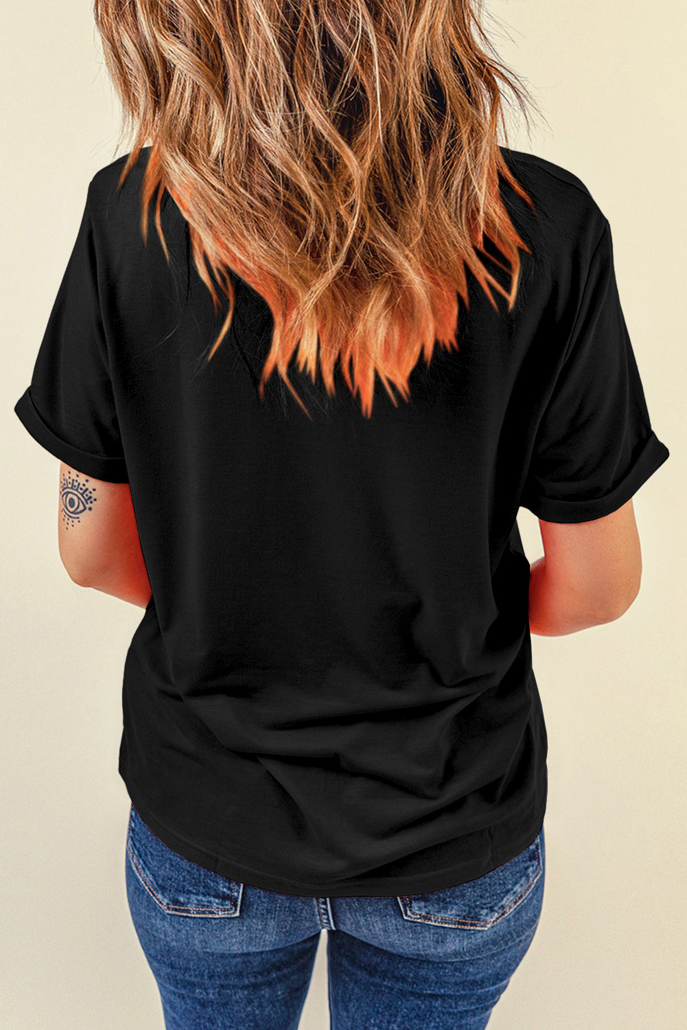 Round-plated relaxed black t-shirt