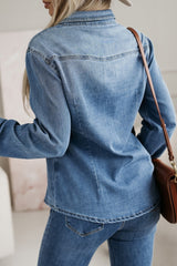 Chemise en jean slim boutonnée bleu crépuscule avec poches à rabat-A WOMAN WE LOVE