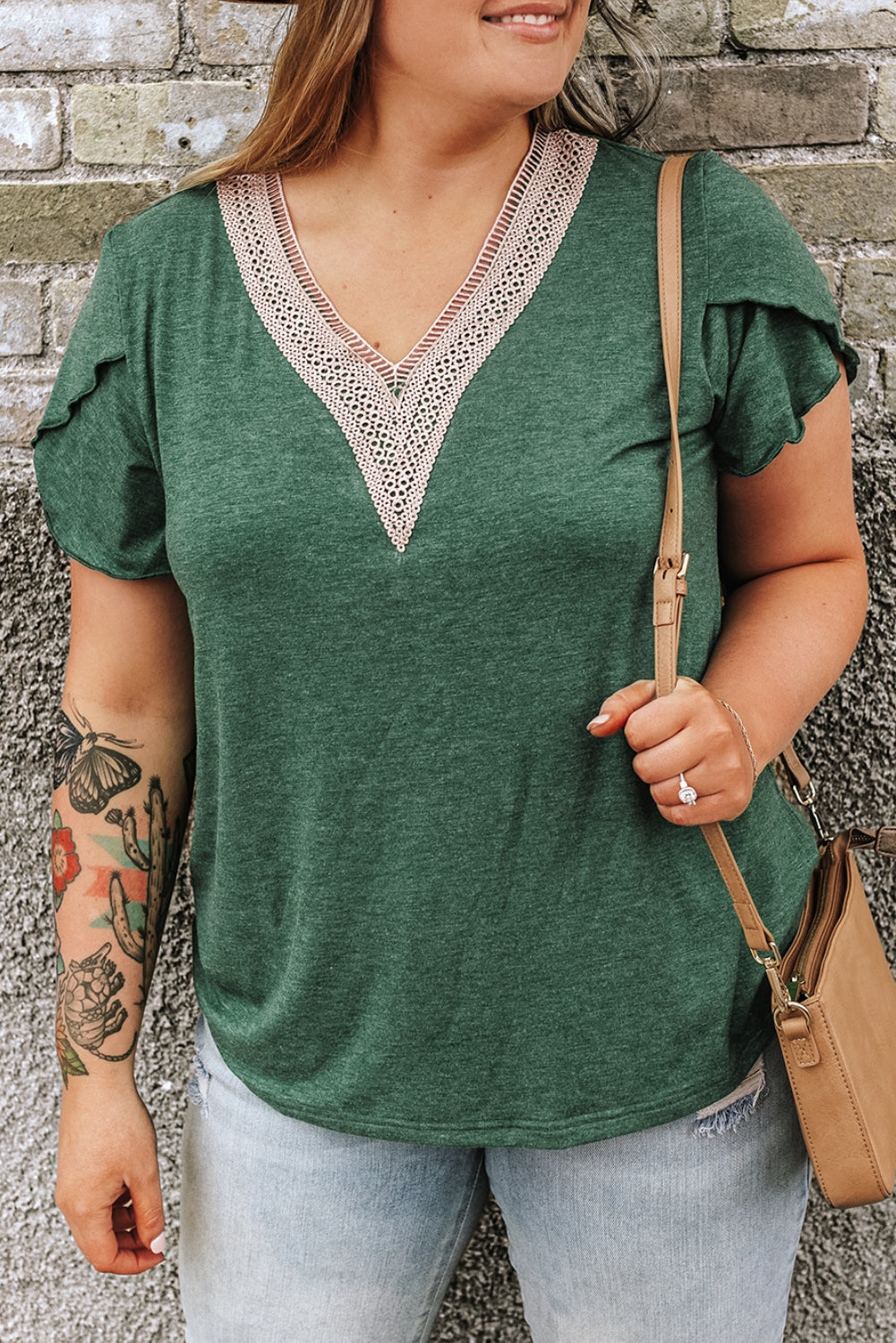 Verde nerastro Plus Size da ricamo a V Neck Draped Maniche camicetta